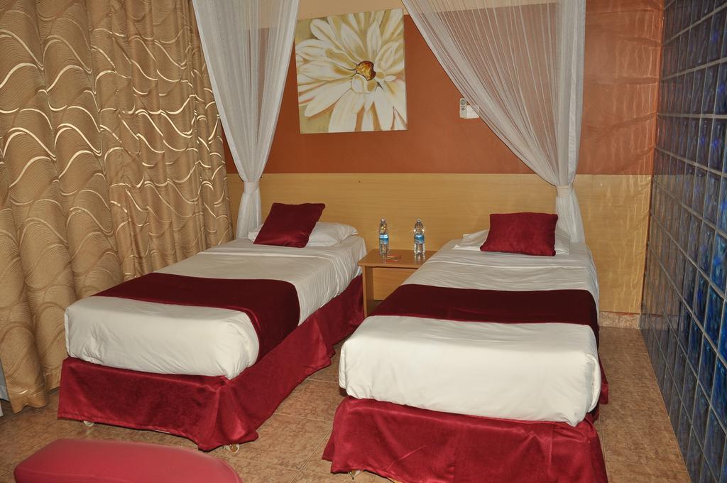 Eureka Place Hotel Kampala Chambre photo