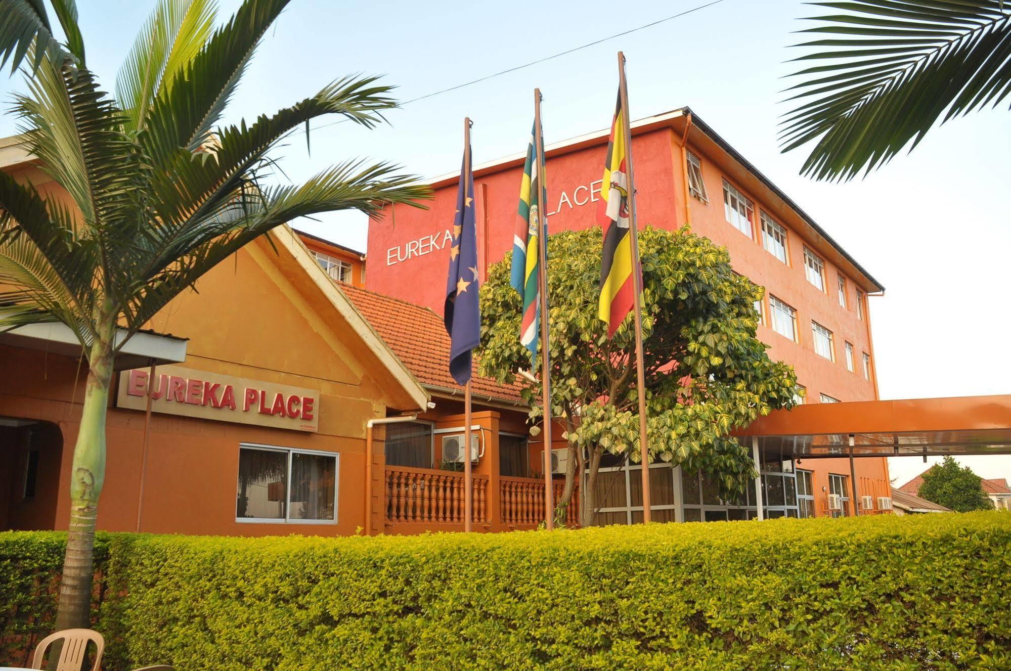 Eureka Place Hotel Kampala Extérieur photo